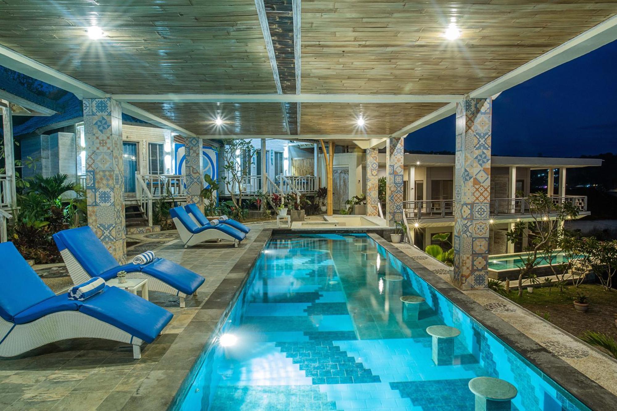 Nusa View - Oceanfront Rentals レンボンガン島 エクステリア 写真