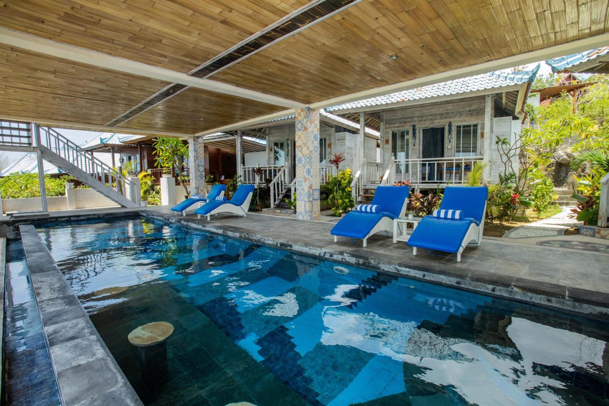 Nusa View - Oceanfront Rentals レンボンガン島 エクステリア 写真