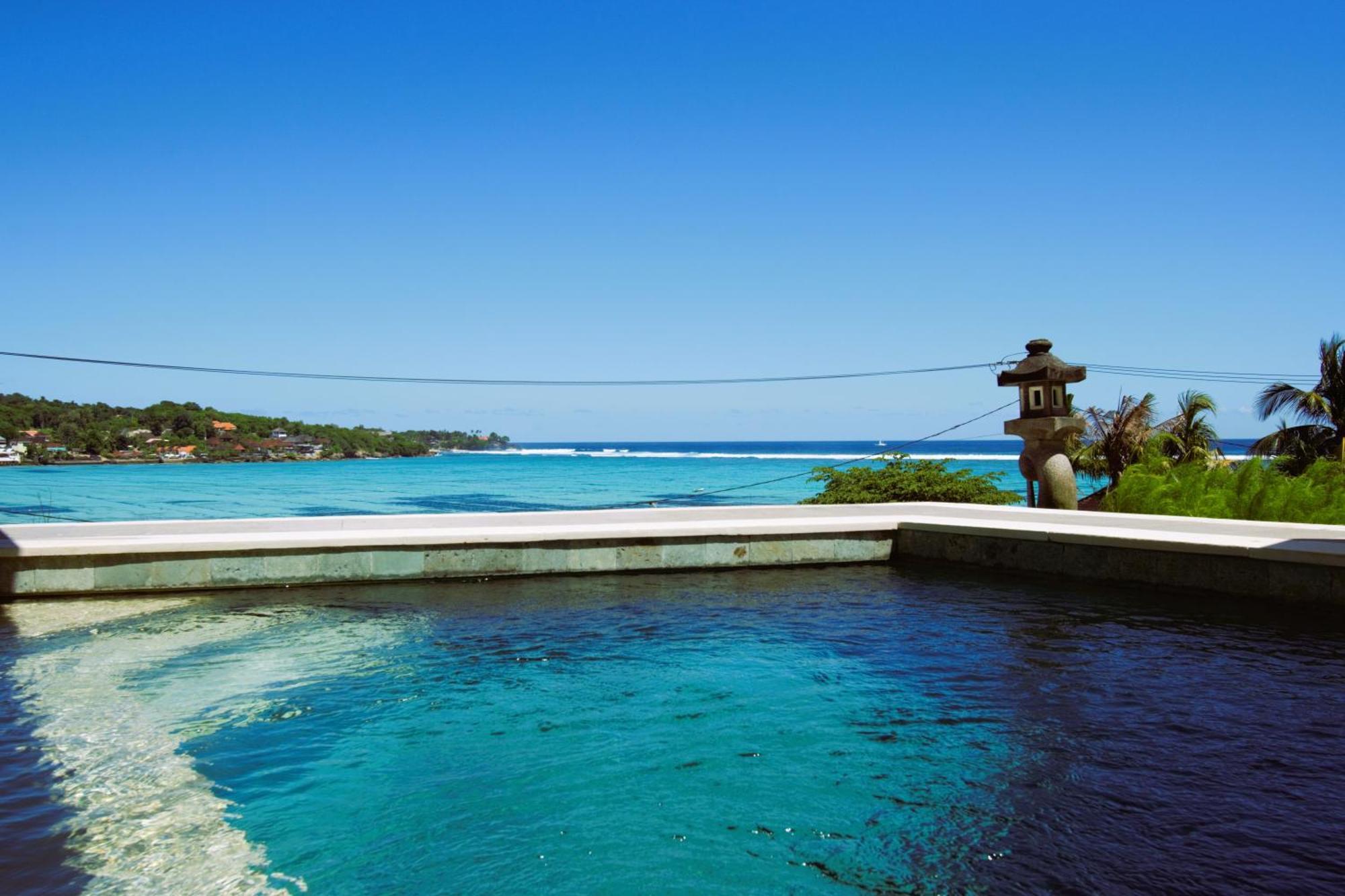 Nusa View - Oceanfront Rentals レンボンガン島 エクステリア 写真